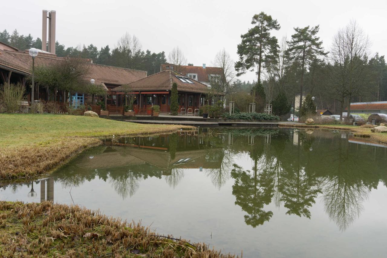 Ferienwohnung Weiher - Naehe Nuernberg / Messe Schwanstetten Esterno foto