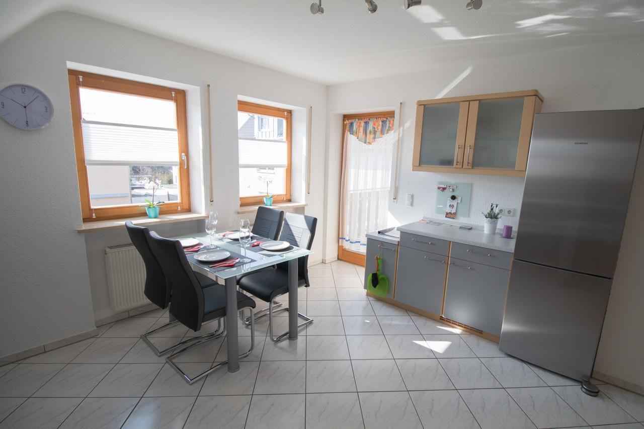 Ferienwohnung Weiher - Naehe Nuernberg / Messe Schwanstetten Esterno foto